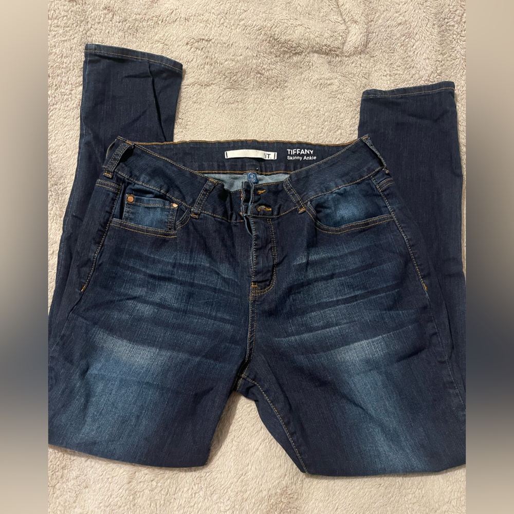 Skinny jeans
